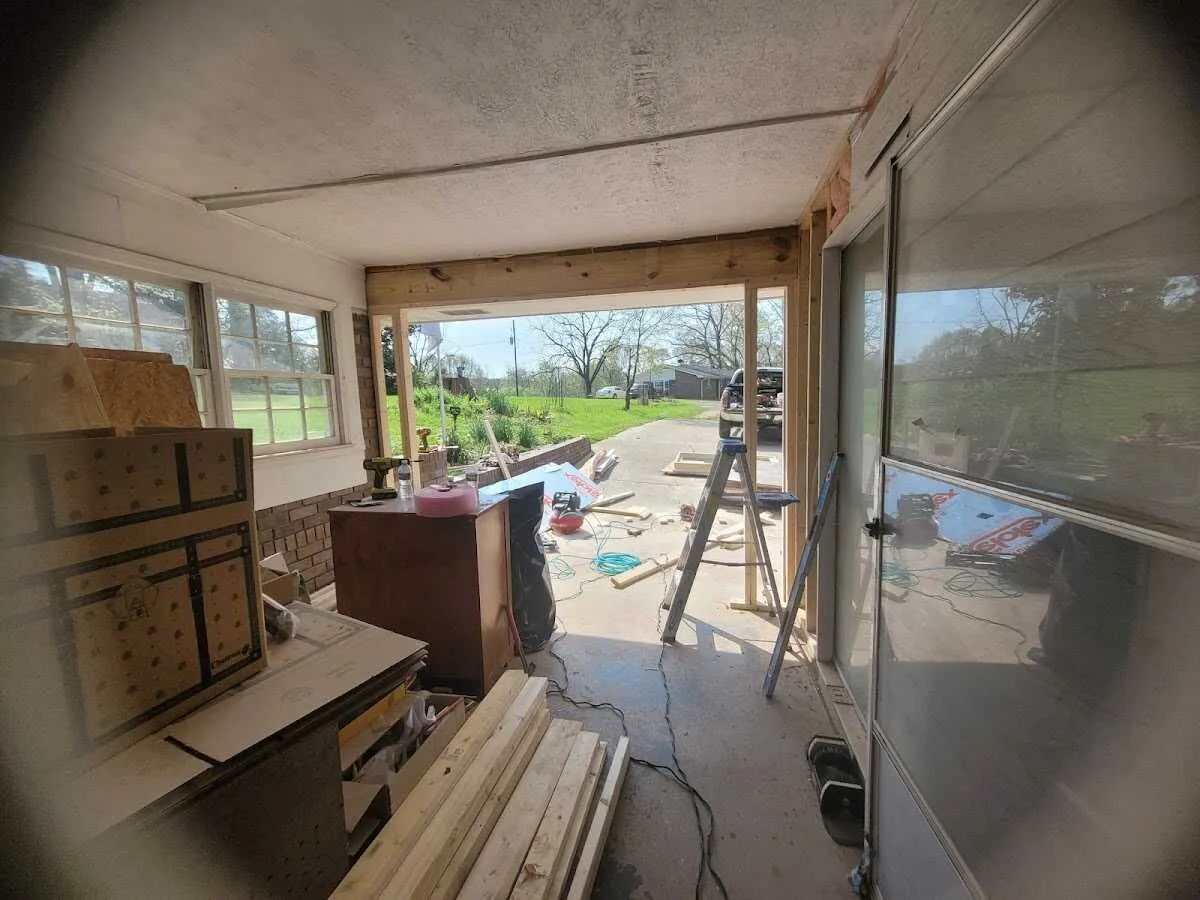 Air movers and dehumidifier for Water Mitigation Services in Thousand Oaks